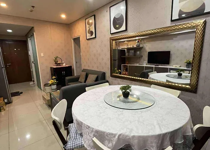 Habitación en casa particular Staycation Near Mall Of *